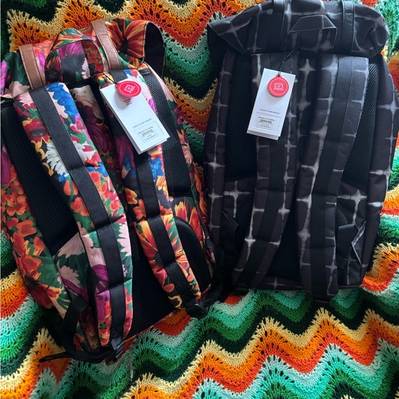Herschel Little America Backpack - In Bloom NWT - Picture 3 of 6
